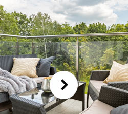 Instant Glass Bespoke Glass Balcony Service